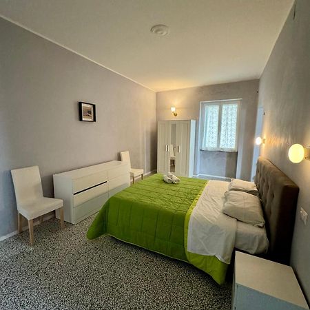 4 Balconi Rooms Paladini B&B E Appartamenti Lecce Eksteriør billede