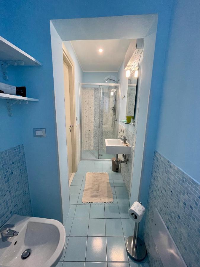 4 Balconi Rooms Paladini B&B E Appartamenti Lecce Eksteriør billede