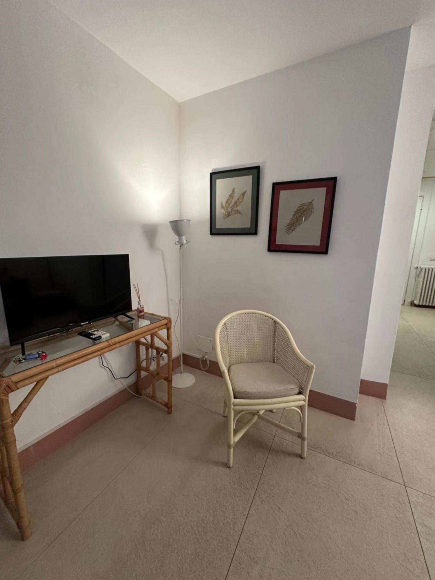 4 Balconi Rooms Paladini B&B E Appartamenti Lecce Eksteriør billede
