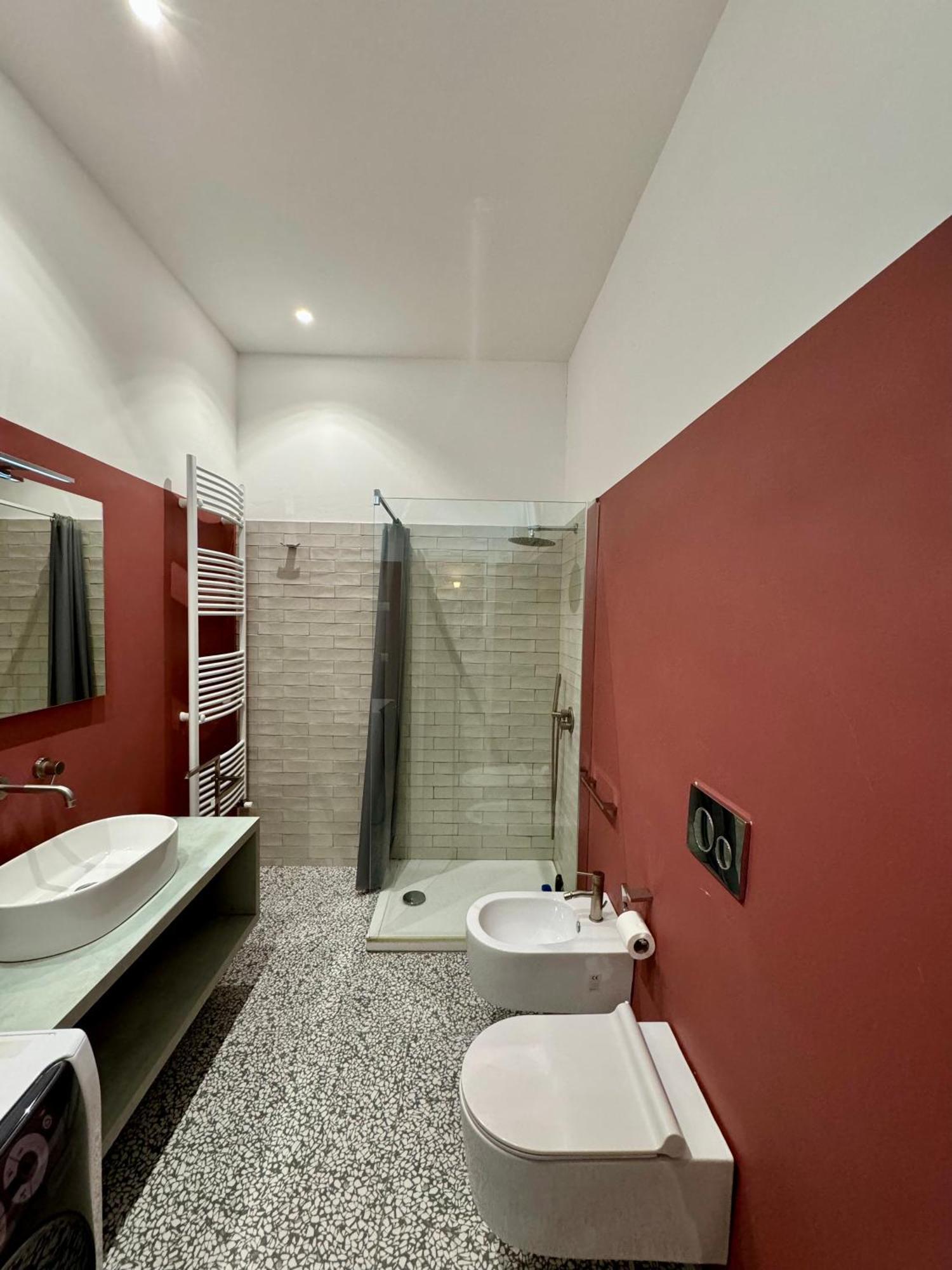 4 Balconi Rooms Paladini B&B E Appartamenti Lecce Eksteriør billede