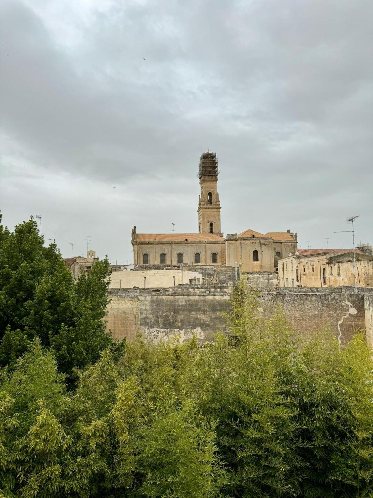 4 Balconi Rooms Paladini B&B E Appartamenti Lecce Eksteriør billede